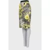 Fitted skirt with zipper
