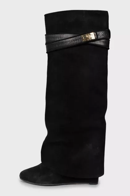 Suede boots with hidden wedge