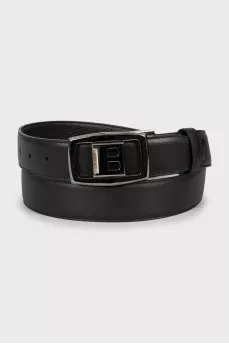Men's leather belt with silver buckle
