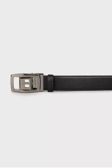 Men's leather belt with silver buckle