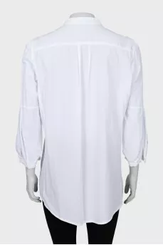 White shirt decorated with sequins