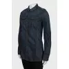 Fitted shirt with buttons