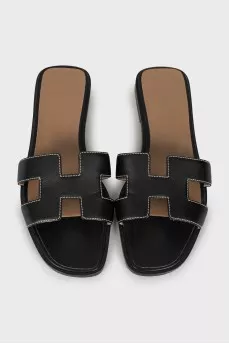 Black slides Oran