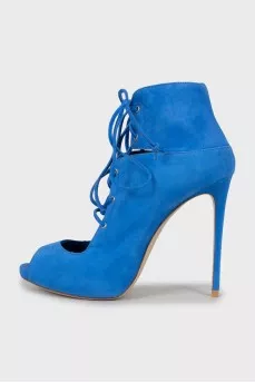 Suede lace-up shoes
