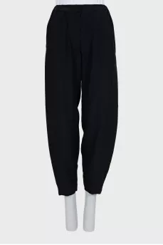 Black tapered trousers with elastic