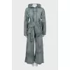 Tracksuit with tag