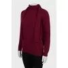 Wool sweater with tie