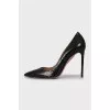 Embossed leather pumps