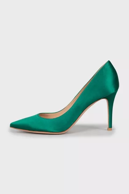 Green textile shoes