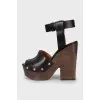 Leather sandals with wooden heels