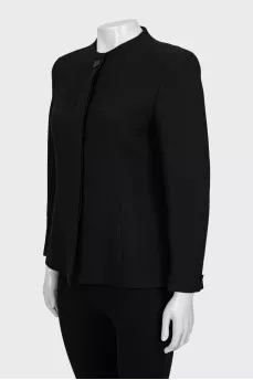 Fitted jacket with hidden buttons