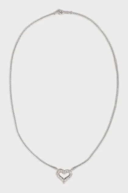 Platinum pendant with diamond heart