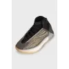 Кросівки Yeezy QNTM