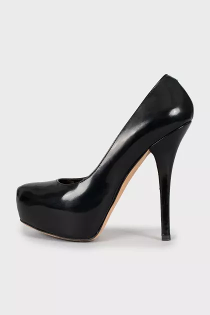 Black high heel shoes