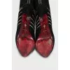 Suede boots with raised seams