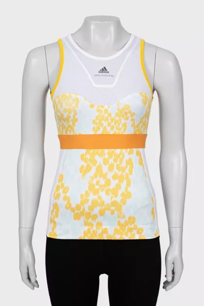 Sports jersey with mesh inserts