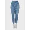 Banana jeans with stitched creases