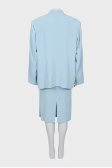 Straight-cut suit