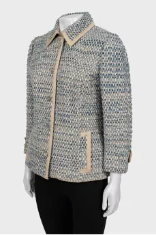 Fitted jacket with collar