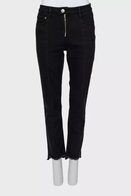 Slim fit jeans with raw hem