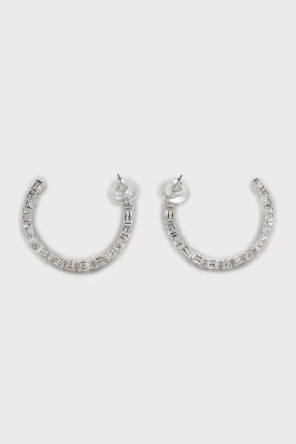 Round earrings with stones