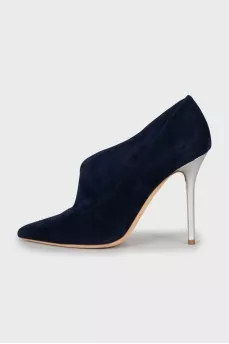 Suede shoes with silver heels