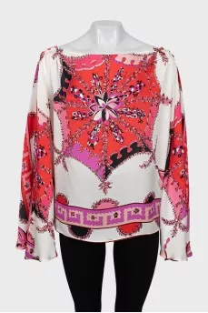 Silk blouse with slits on the sleeves