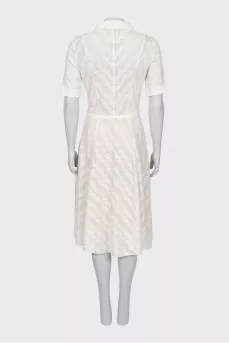 Fitted dress with pattern