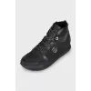 Insulated boots in dark blue