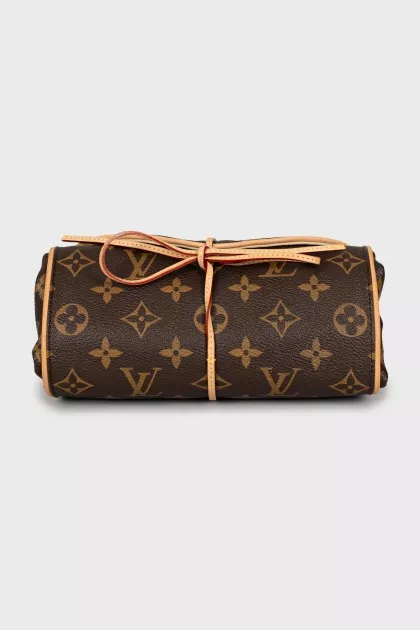 Toiletry bag in branded print