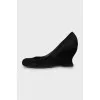 Suede wedge shoes