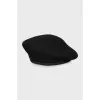 Wool beret with tag