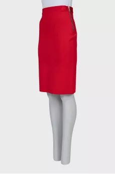 Red skirt with raised seams