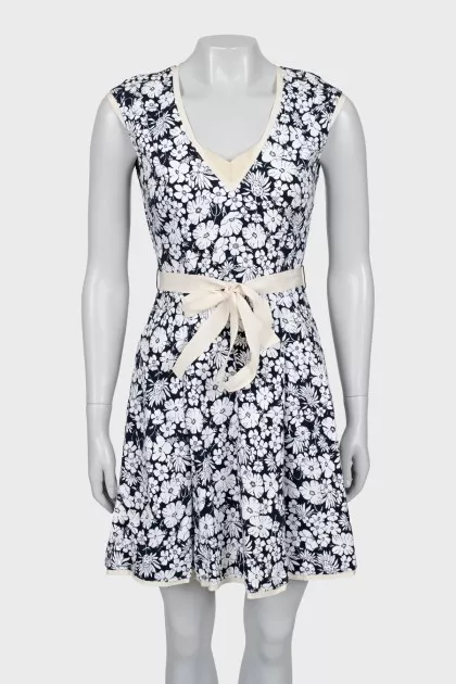 Floral dress with belt