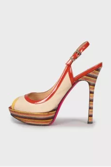 Combined leather sandals