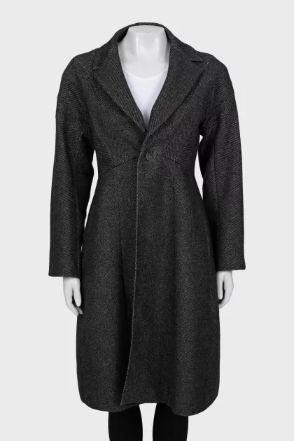 Fitted coat in fine print