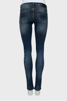 Джинсы skinny fit на низкой посадке