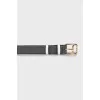 Two-tone belt with tag