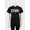 T-shirt with raised print and tag