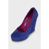 Blue wedges