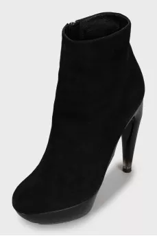 Suede ankle boots with figured heels
