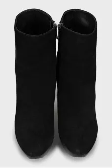 Suede ankle boots with figured heels