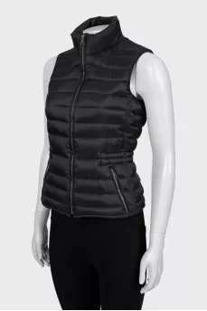 Slim fit quilted vest