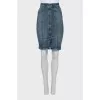 Denim skirt decorated with buttons