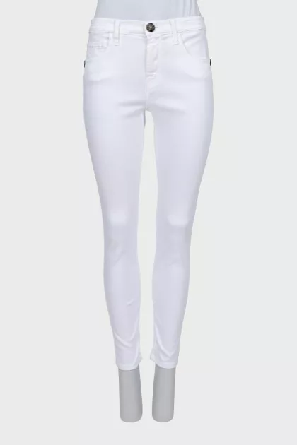 White skinny jeans