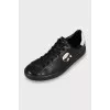 Men's sneakers with branded patch