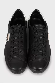 Men's sneakers with branded patch