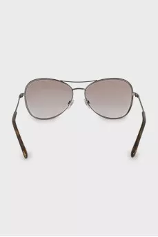 Aviator sunglasses with decorative arms