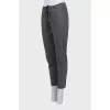 Tapered gray trousers with pockets