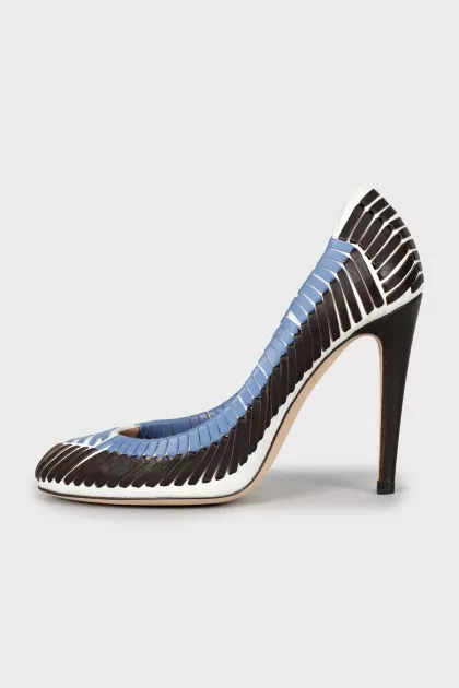 Woven leather shoes